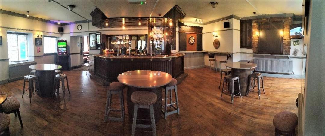 The Bulls Head Hotel Milnthorpe Exterior foto